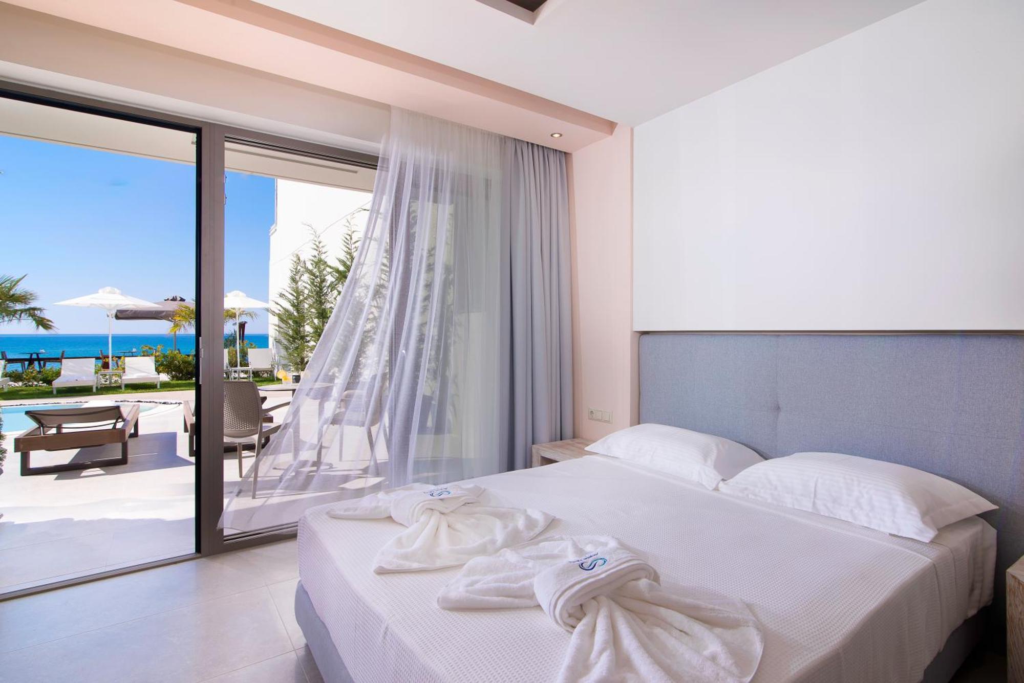 Hotel Aegean Infinity Deluxe 4*