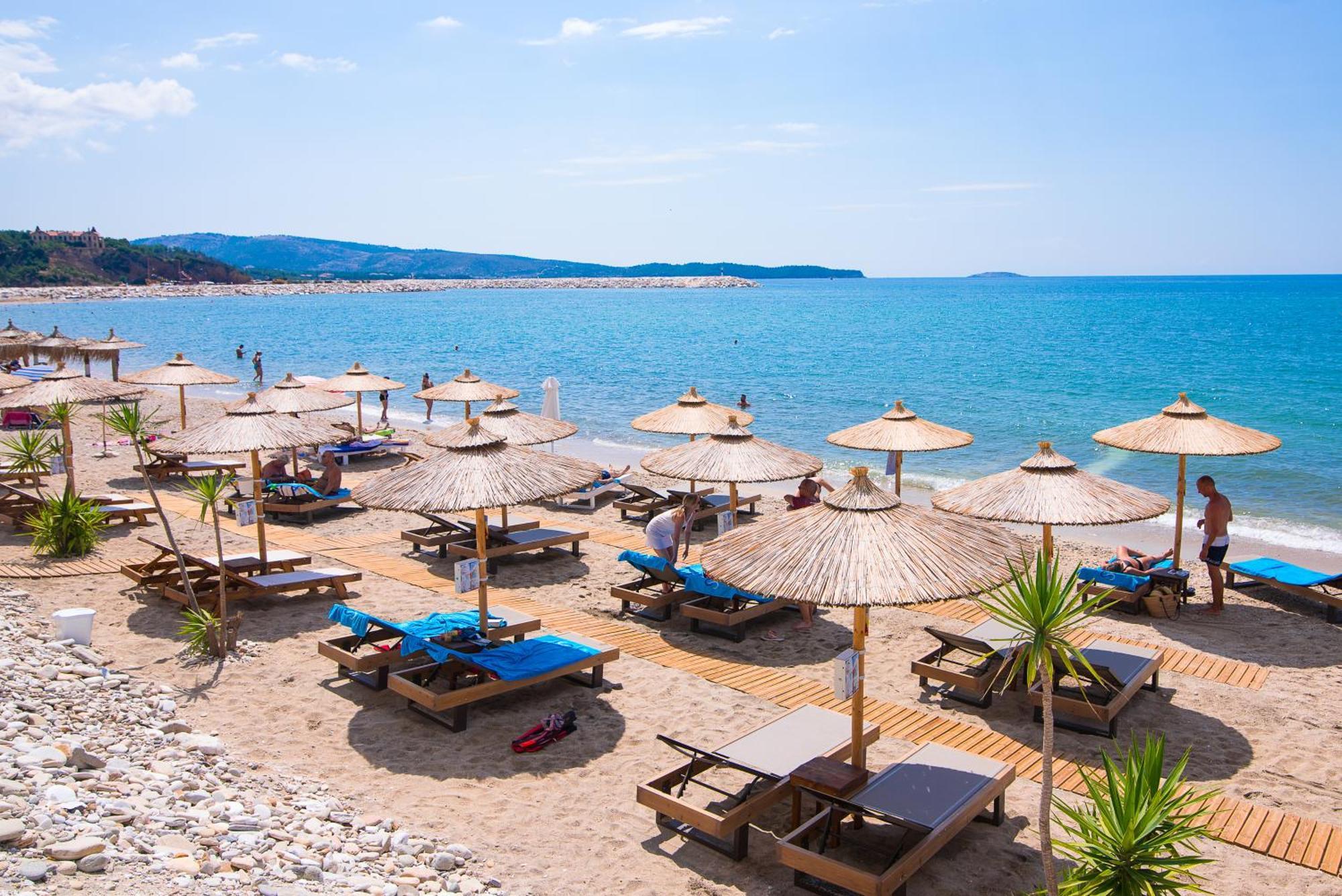 Aegean Infinity Deluxe